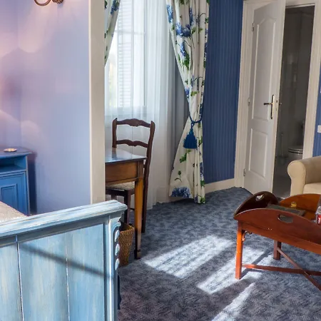 维拉尔庄园酒店 4* Villars (Dordogne)